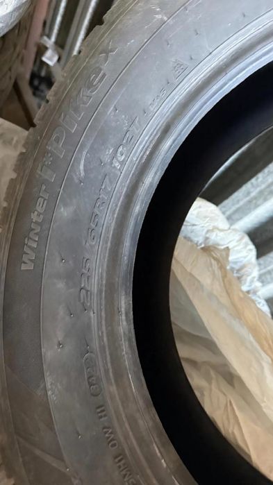 Продам резину Hankook 225,65,R17