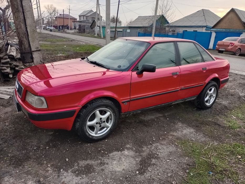 Продам Ауди б4 в хорошем состоянии