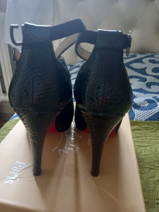 Натуральный замш