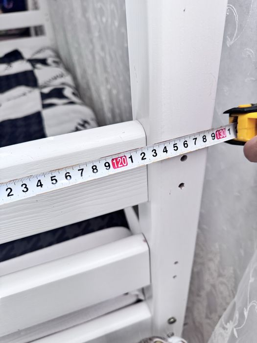 Продам б/у двухъярусную кровать