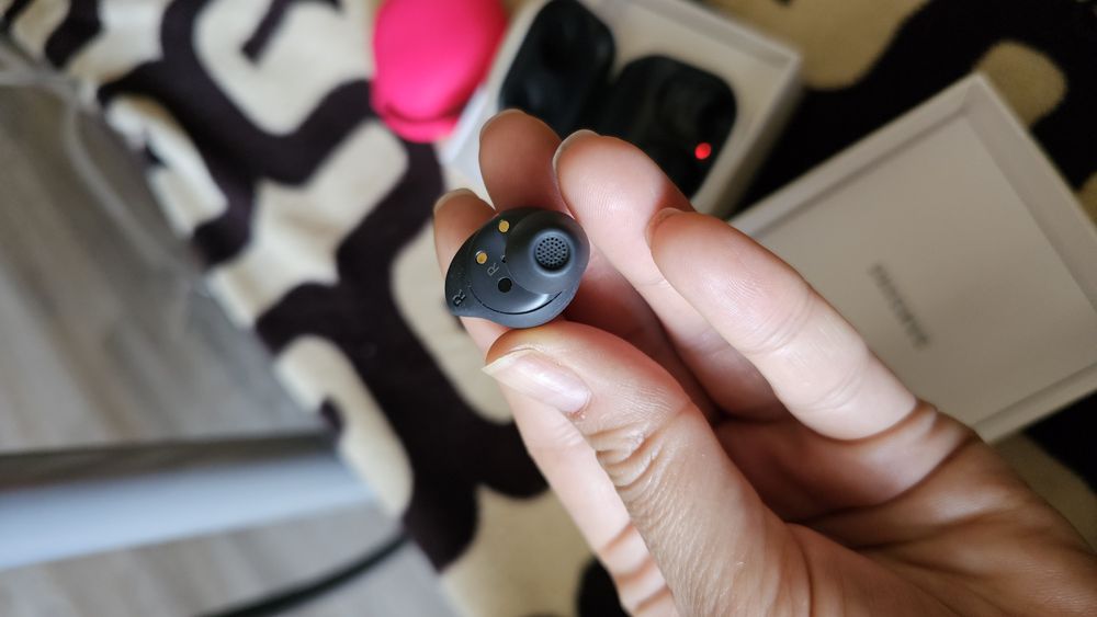 Продам Samsung Buds FE