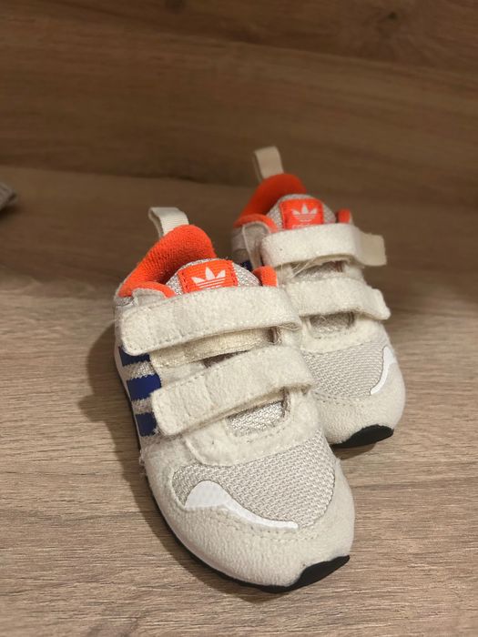 Детски маратонки Адидас 21 номер