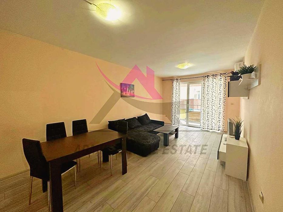 Дава се под наем Тристаен апартамент в Варна, Лятно кино Тракия - 92 кв.м за 475 € - Снимка #1