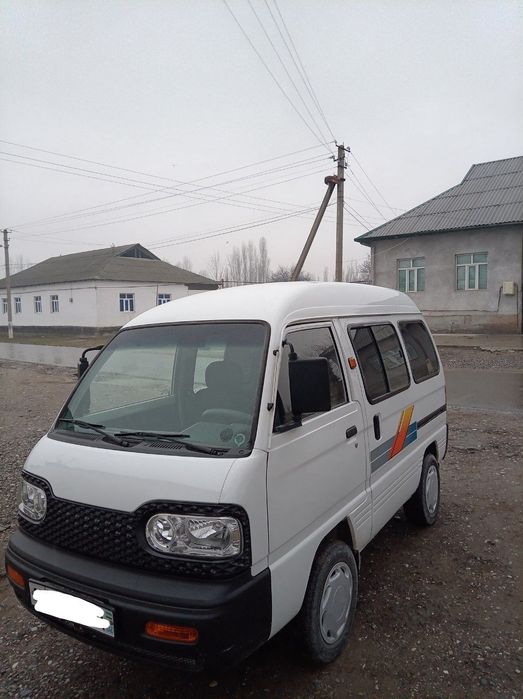 Damas moshinasi sotiladi