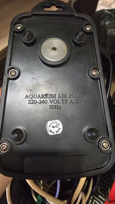 Продам аквариумный компрессор