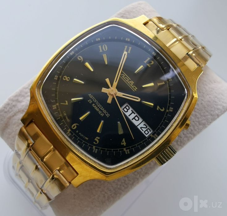 Наручные часы СЛАВА 1990 годов