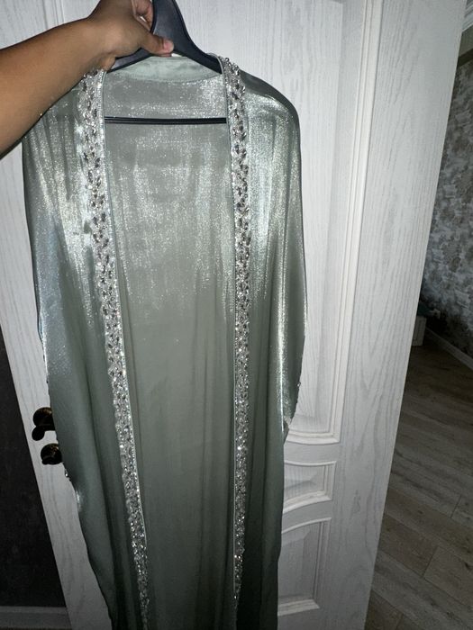 вечернее/выпускное платье из дубая