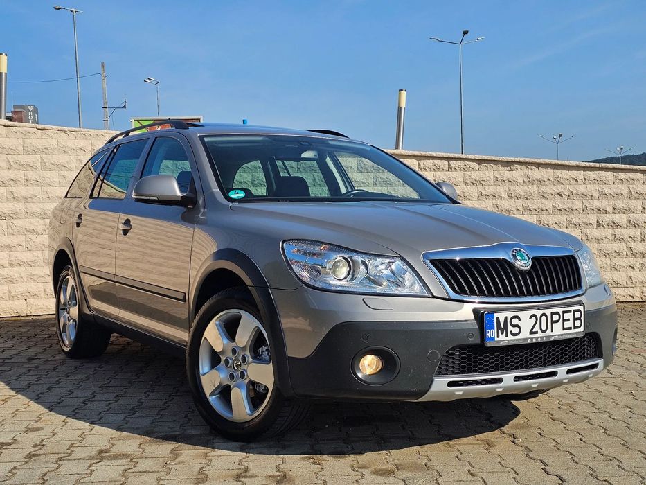Skoda Octavia An 2013~1.8TSi-160Cp~SCOUT~4X4~Xenon~Trapa~Navigatie~Impecabil