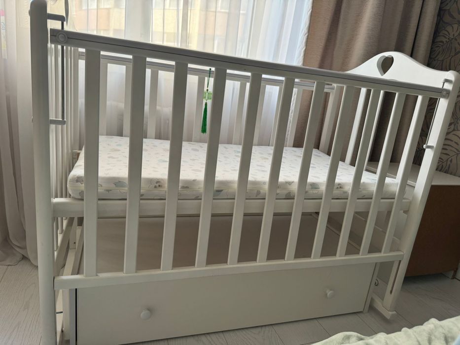 Кроватка маятник