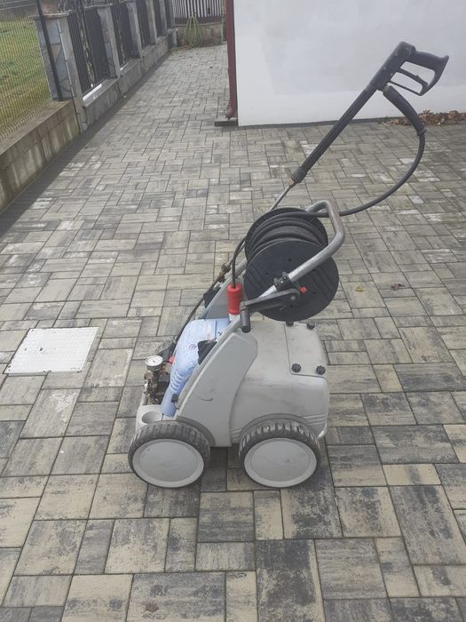 Aparat  de spalat kränzle cu presiune 180 bari 380 v