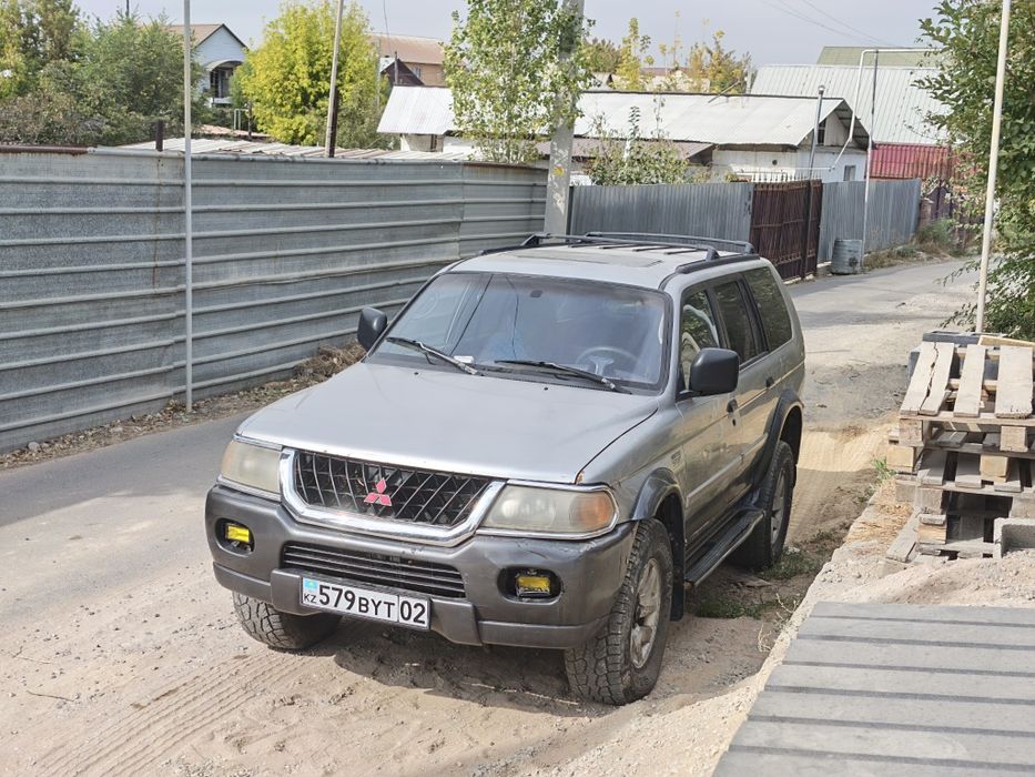 Продам монтеро спорт