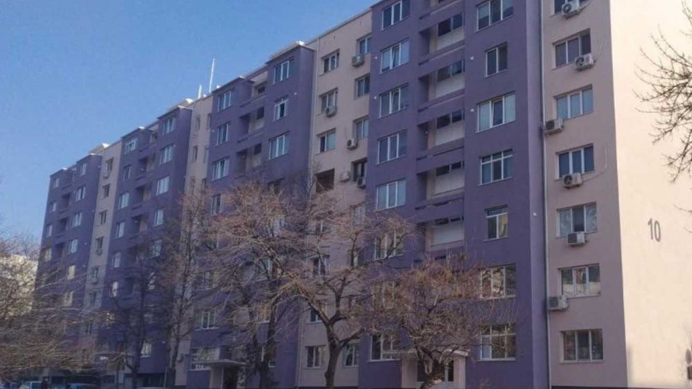 Продава се Двустаен апартамент в Перник, Изток - 40 кв.м за 625 €/кв.м - Снимка #2