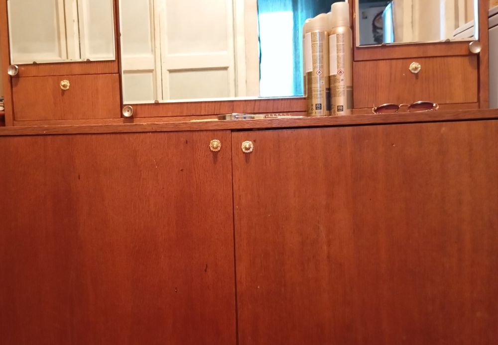 Продам трельяж 12000