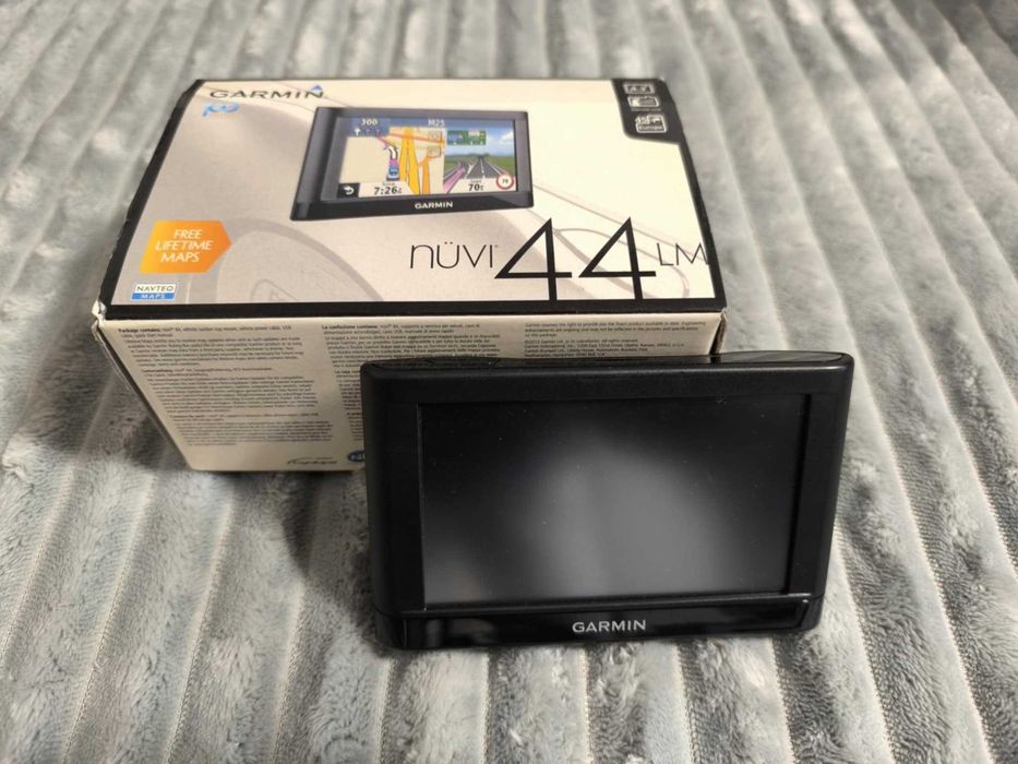Навигация за автомобил Garmin Nuvi 44LM