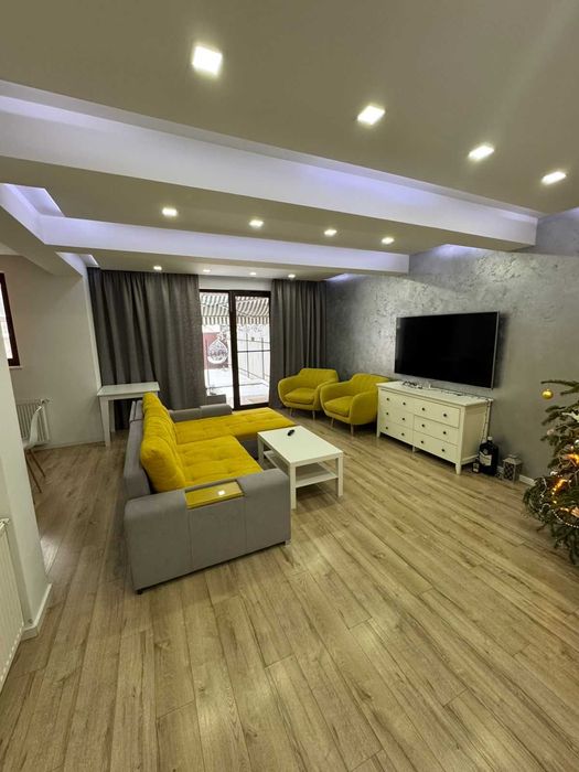 Inchiriez casa tip duplex, modern, Floresti Terra