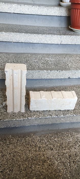 Огнеупорни тухли