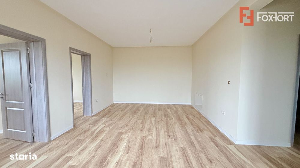 Duplex pe parter 4 camere Ghiroda