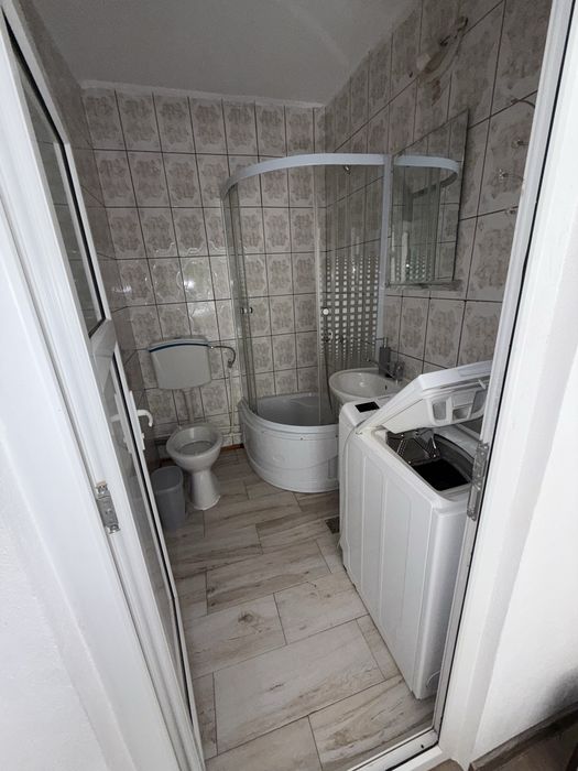 Inchiriez garsoniera Ramnicu Valcea zona Nord