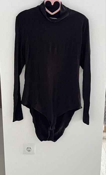 Bluza body cu spatele gol