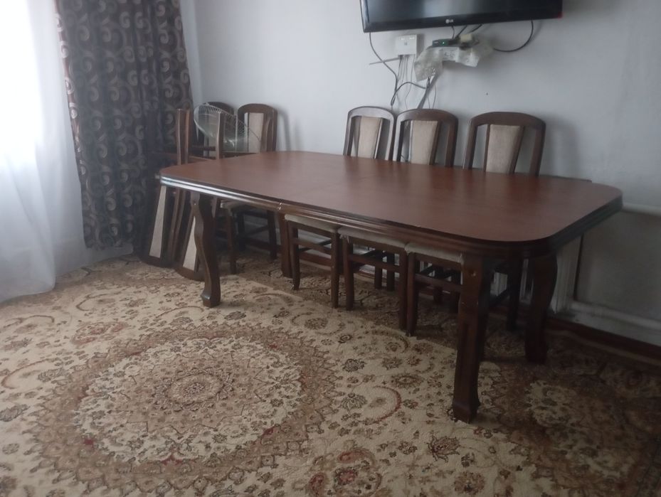 Продам овальный стол