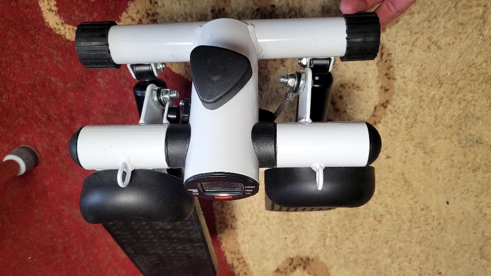 компактный тренажер степпер