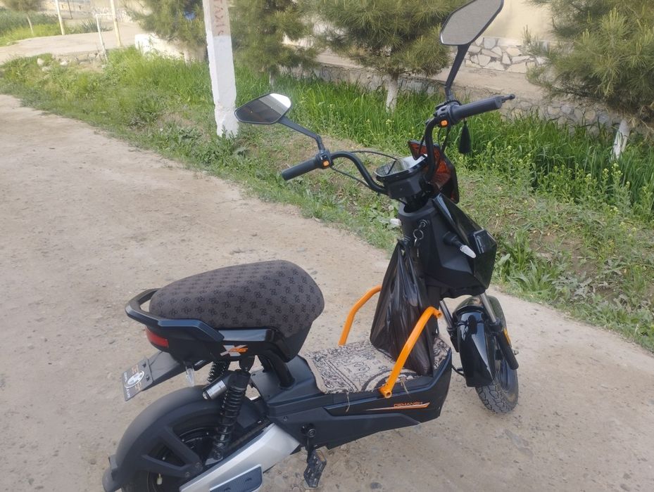 Skuter sotiladi yangi