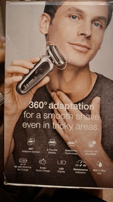 Vând aparat de ras electric Braun Series 7 model 70-S7200cc