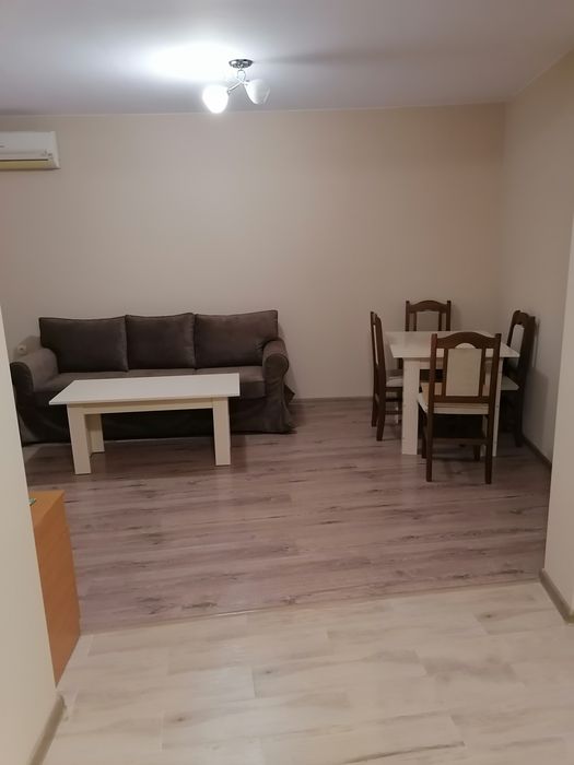 Дава се под наем Двустаен апартамент в Пазарджик, Руски - 60 кв.м за 255 € - Снимка #1