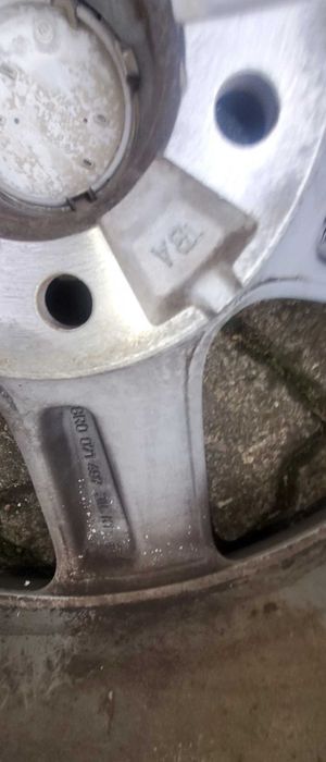 Лети джанти Ауди Q5 235/65R17