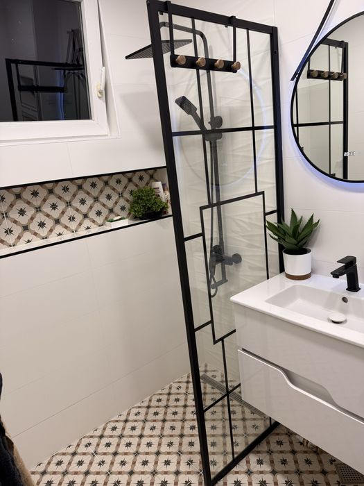 Стъклен Параван за баня