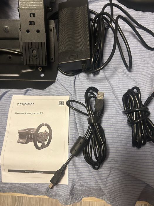 Продам руль MOZA Racing r5 Bundle
