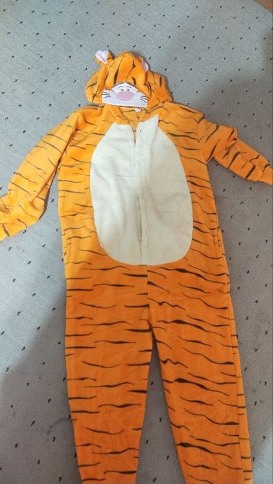 Хар хил жанворлар тадбир киеимчалари гарантией