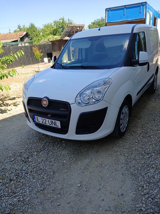 Vând Fiat doblo 1.3 multijet  diesel  2012  masina este foarte bine întreținută atât mecanic cat si estetic