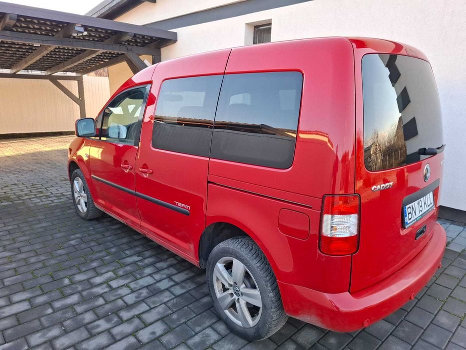 Volkswagen Caddy Team