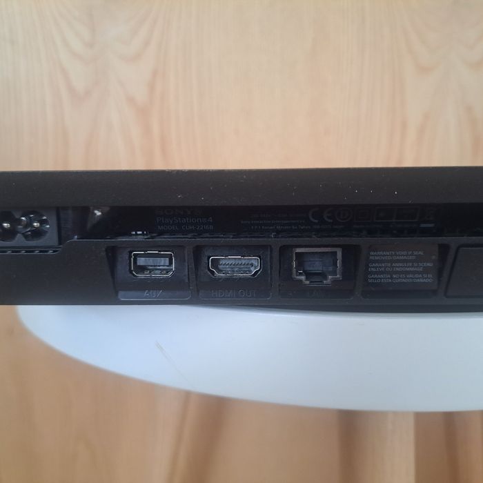 Playstation 4 slim + 50 игри