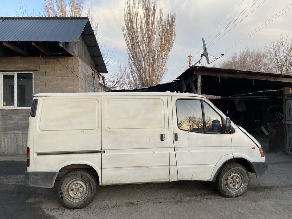 Ford Transit 1999 года рождение