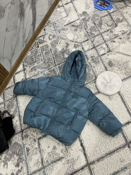 Балалар киімі сатылады