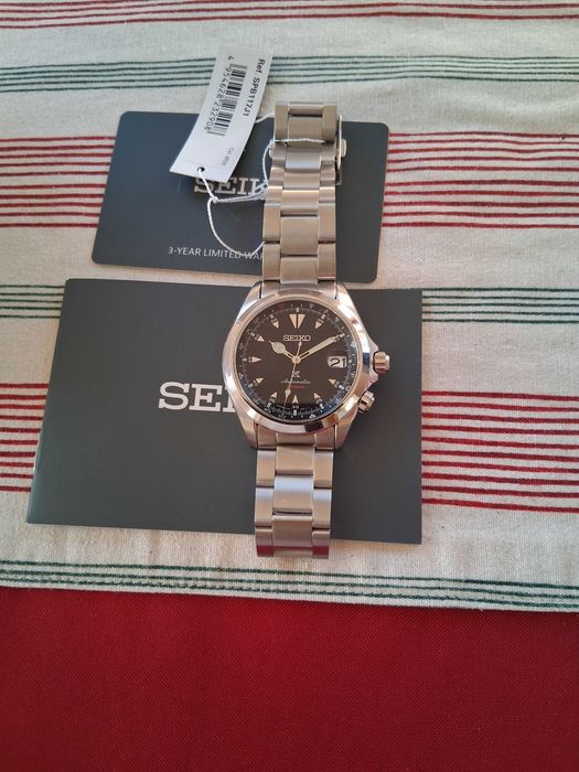 Seiko Prospex Alpinist SPB117J1 "Shark Tooth"