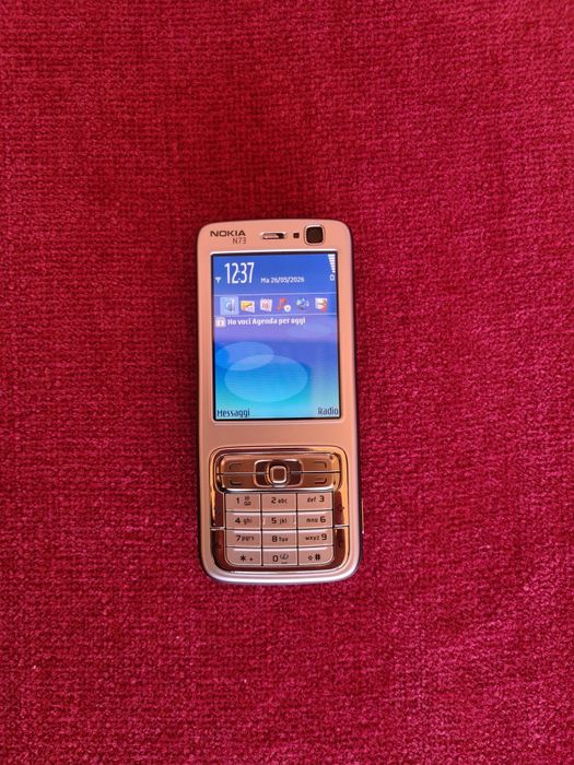 Telefon mobil Nokia N73