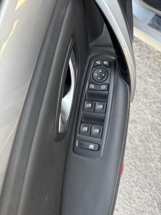 RENAULT Laguna 2012 — imagine 5