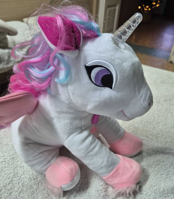 Vand jucarie Luana Unicornul De Pluș