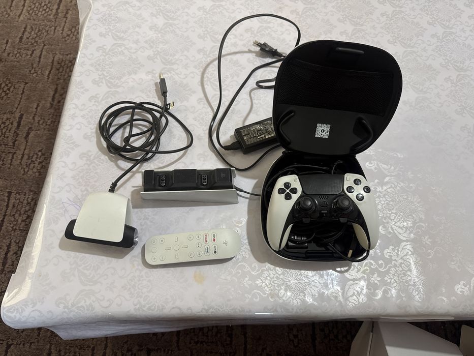 Продам PS5 память 2 ТБ срочно