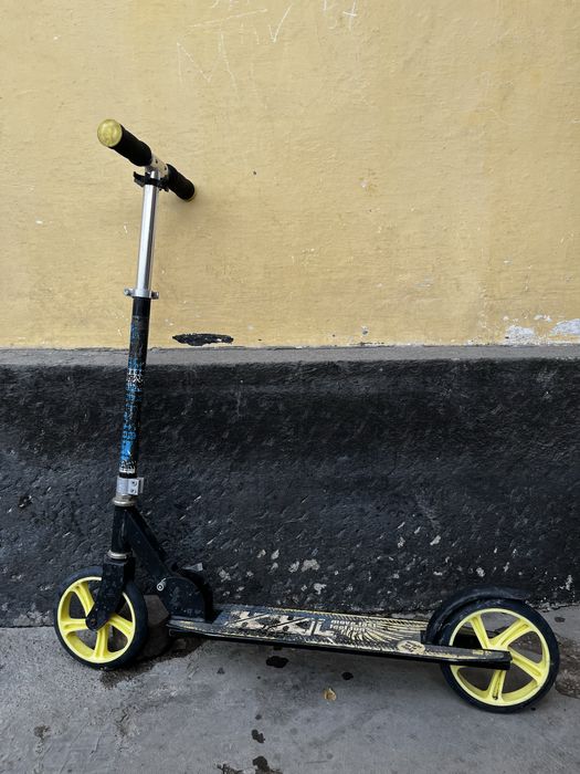 Продам самокат большой