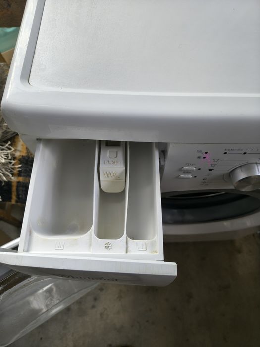 Пералня whirlpool 6-то чувство за части