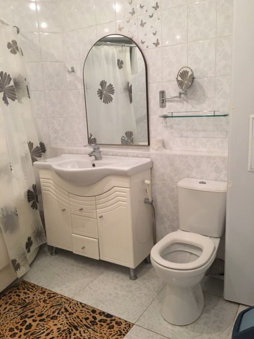 Продам 3-х ком. КВ в районе жилгородка