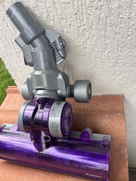 Dyson турбо четка