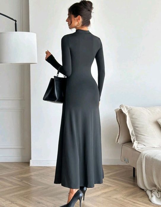 Дълга черна рокля