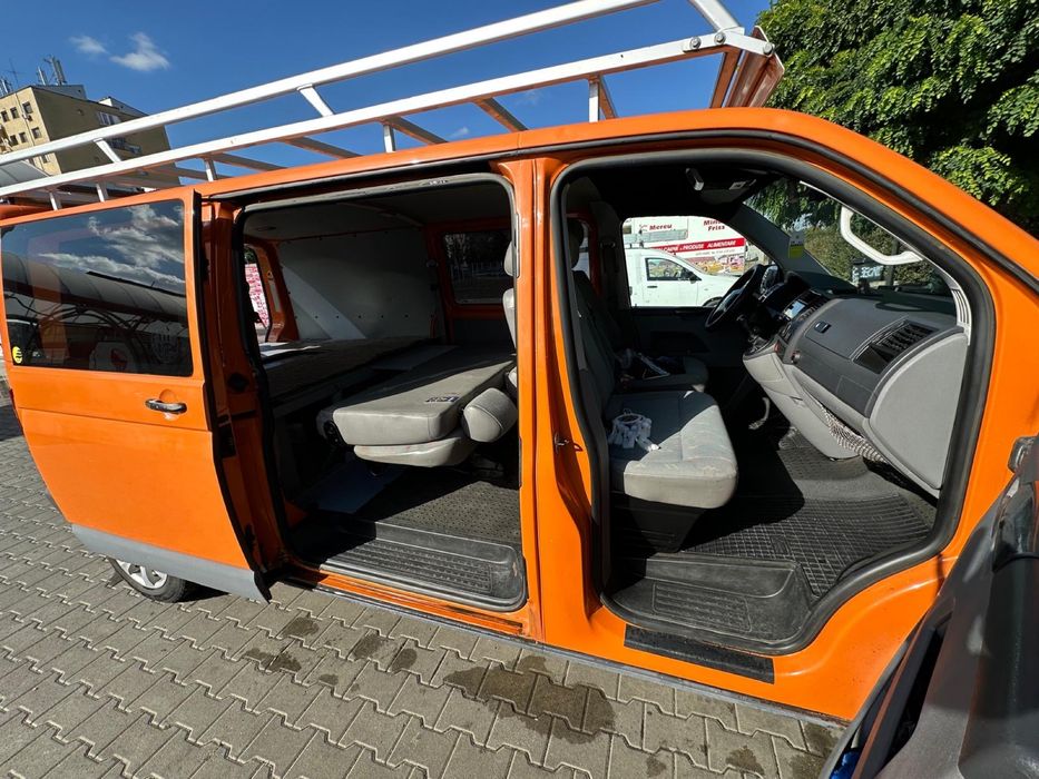 VW Transporter T5 1.9 TDI 2004  varianta lungă