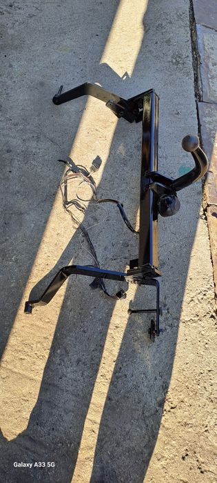 Теглич Оригинален за Рено Меган сценик / Renault Megane  Scenic