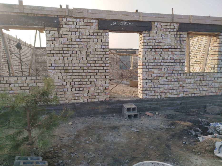 Участка сотилади 4 соток.